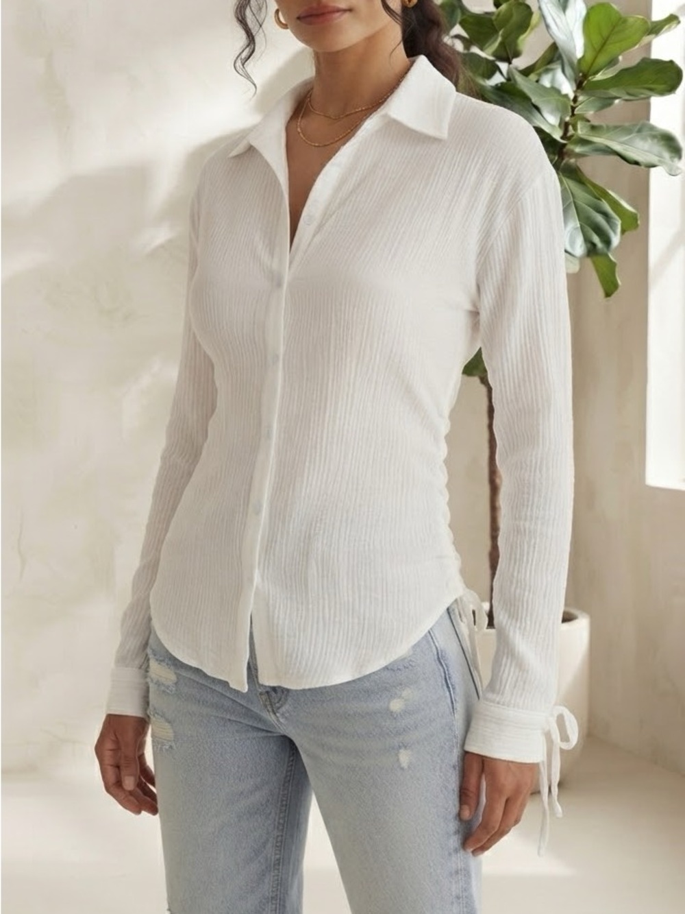 Vici White Crinkle Button-Down Collared Shirt